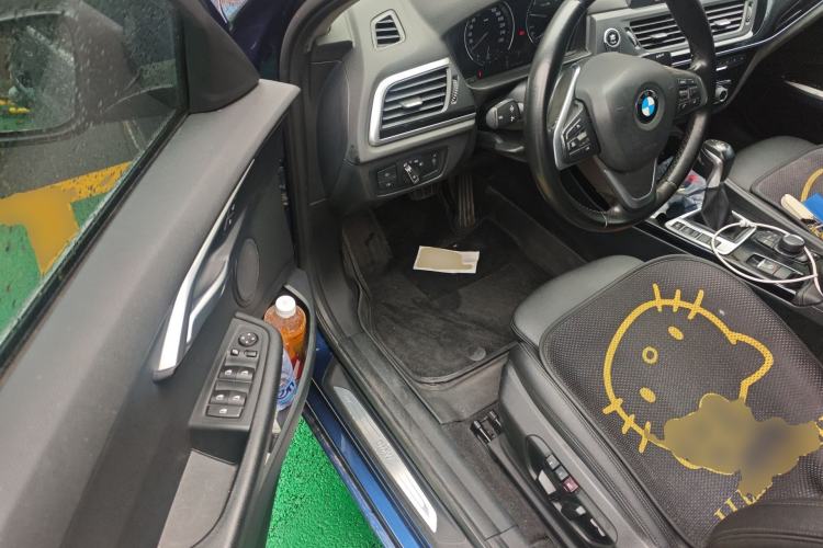 Used BMW 1 Series 2018 118i Sport Edition Driver Seat