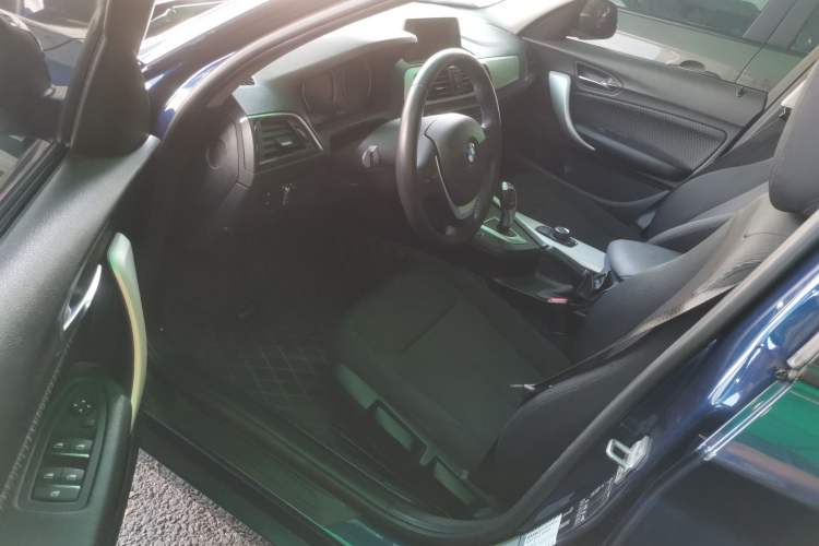 Used BMW 1 Series 2018 118i Leading Model Driver Seat