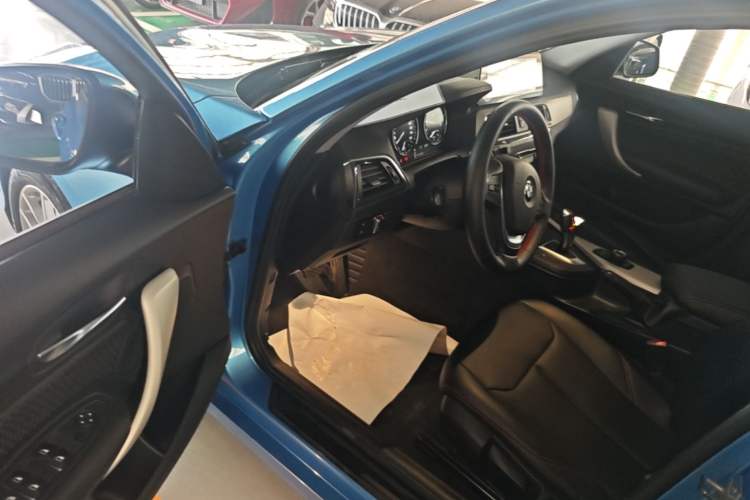 Used BMW 1 Series 2018 118i Leading Model Driver Seat