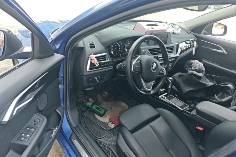 Used BMW 1 Series 2018 118i Sport Edition Driver Seat