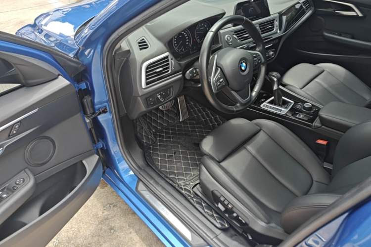 Used BMW 1 Series 2018 Facelifted 118i Sport Edition Driver Seat
