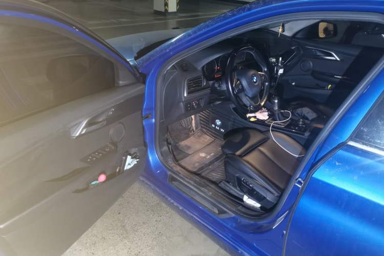 Used BMW 1 Series 2018 118i Sport Edition Driver Seat