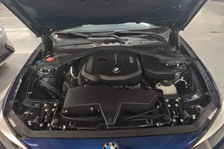 Used BMW 1 Series 2018 118i Leading Model Engine Bay
