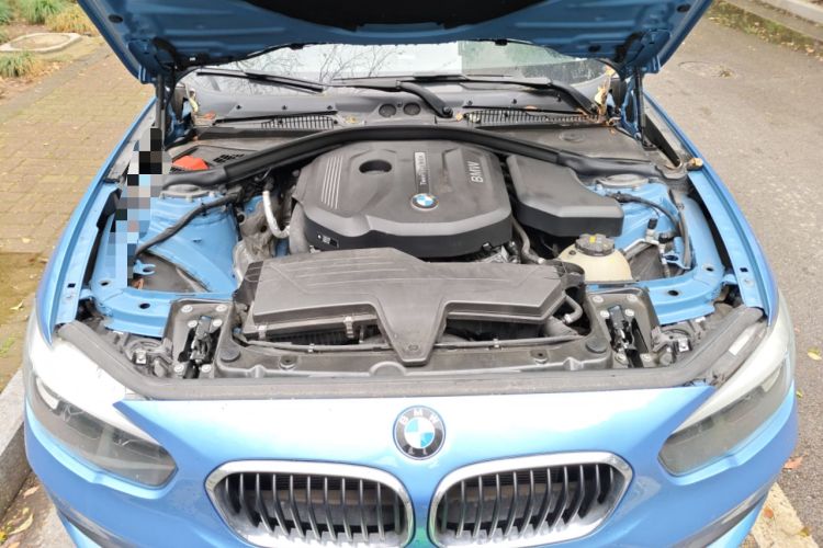 Used BMW 1 Series 2018 118i Leading Model Engine Bay