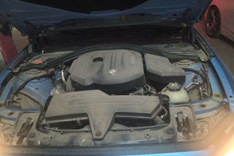 Used BMW 1 Series 2018 118i Leading Model Engine Bay