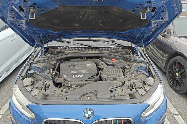 Used BMW 1 Series 2018 118i Sport Edition Engine Bay