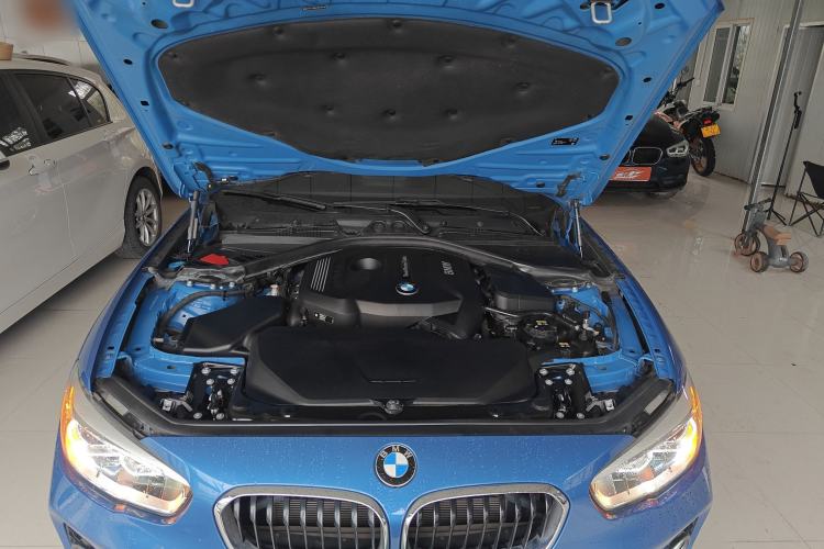 Used BMW 1 Series 2018 120i M Sport Package Engine Bay
