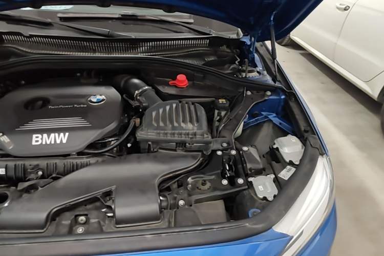 Used BMW 1 Series 2018 Restyled 120i Design Package Edition Engine Bay Left