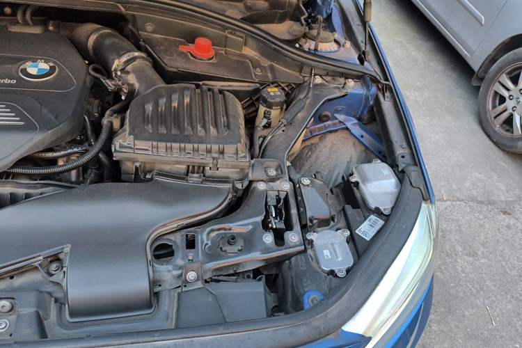 Used BMW 1 Series 2018 Facelifted 118i Sport Edition Engine Bay Left