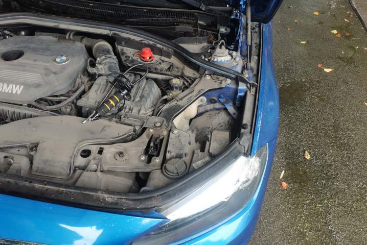 Used BMW 1 Series 2018 118i Fashion Model Engine Bay Left