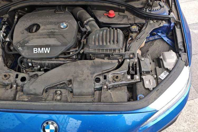 Used BMW 1 Series 2018 118i Sport Edition Engine Bay Left