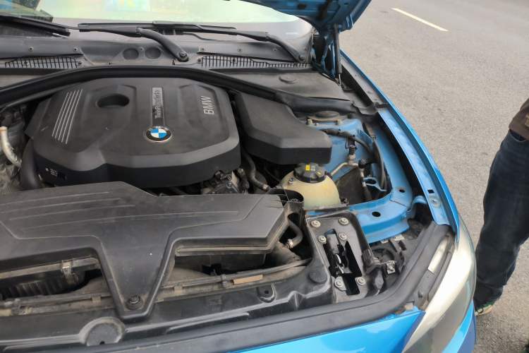 Used BMW 1 Series 2018 118i Leading Model Engine Bay Left