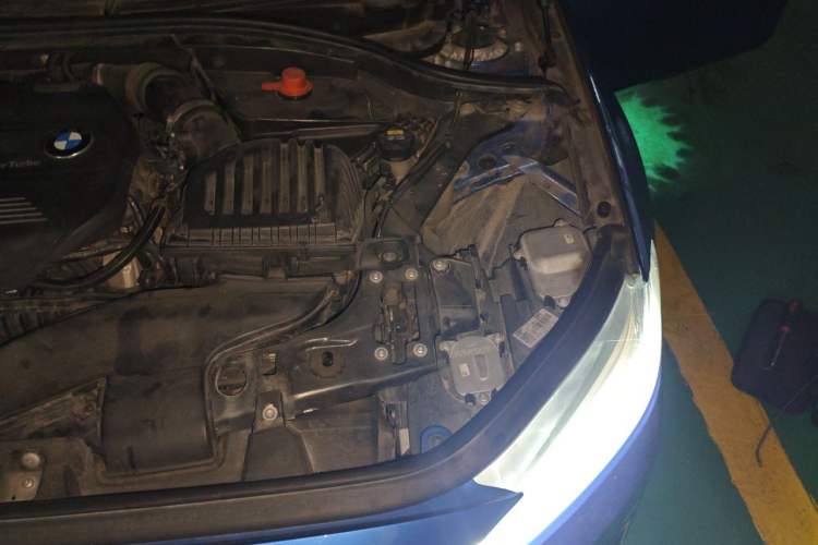 Used BMW 1 Series 2018 Facelifted 118i Sport Edition Engine Bay Left