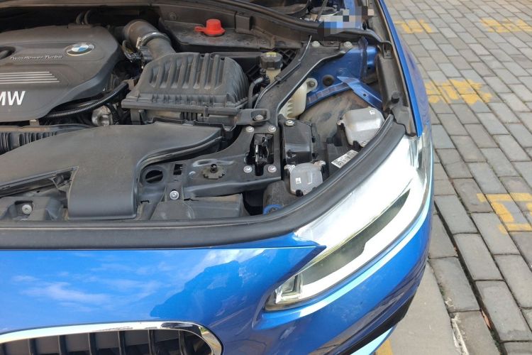 Used BMW 1 Series 2018 120i Design Package Model Engine Bay Left