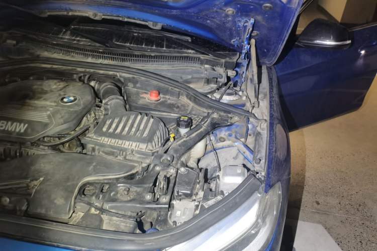 Used BMW 1 Series 2018 118i Sport Edition Engine Bay Left