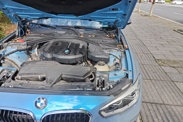Used BMW 1 Series 2018 118i Sport Design Package Engine Bay Left