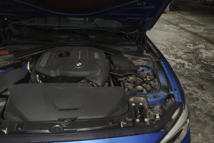 Used BMW 1 Series 2018 120i M Sport Package Engine Bay Left