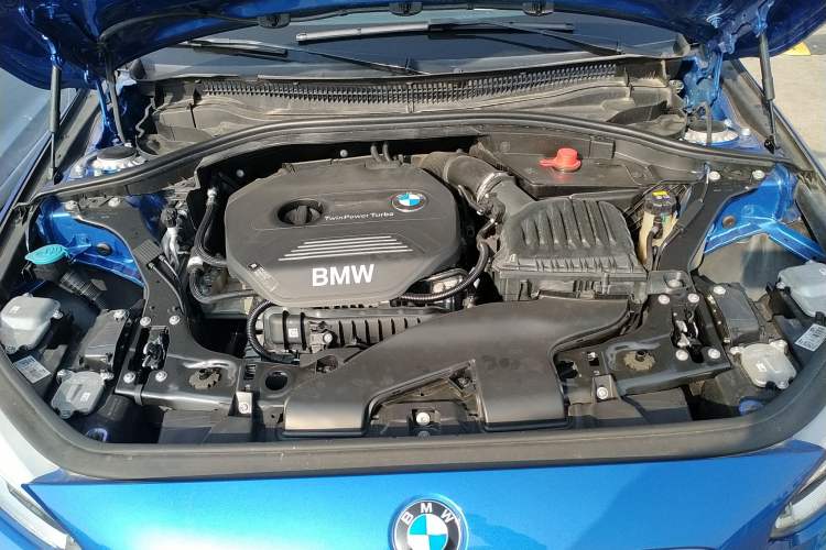 Used BMW 1 Series 2018 118i Sport Edition Engine Bay