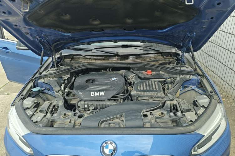 Used BMW 1 Series 2018 118i Sport Edition Engine Bay