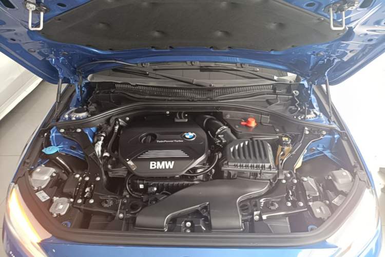Used BMW 1 Series 2018 118i Sport Edition Engine Bay
