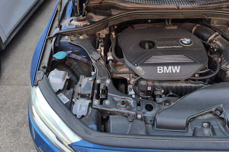 Used BMW 1 Series 2018 Facelifted 118i Sport Edition Engine Bay Right