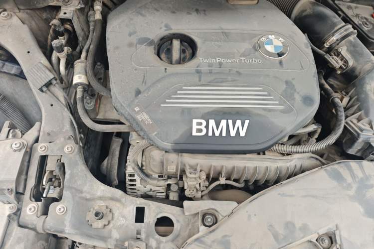 Used BMW 1 Series 2018 118i Sport Edition Engine Bay Right