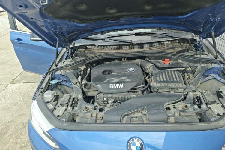 Used BMW 1 Series 2018 118i Sport Edition Engine Bay Right