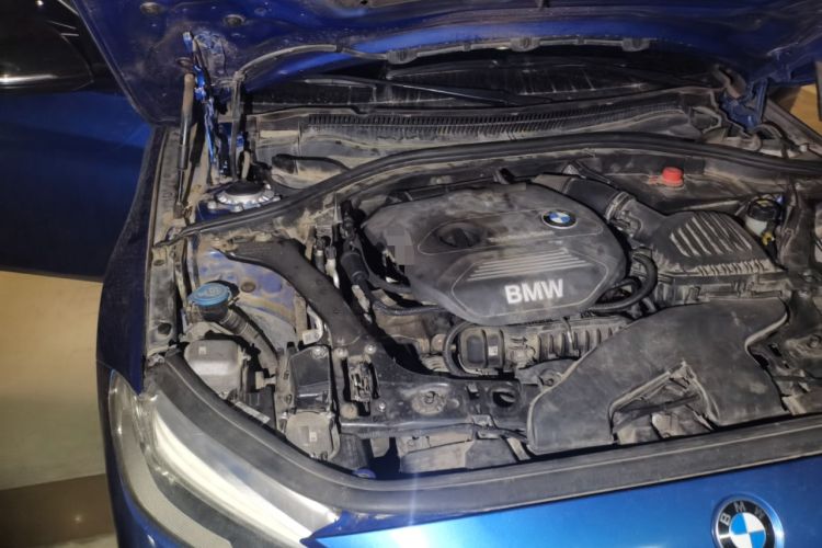 Used BMW 1 Series 2018 118i Sport Edition Engine Bay Right