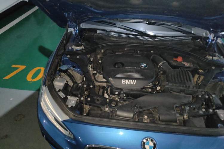 Used BMW 1 Series 2018 118i Sport Edition Engine Bay Right