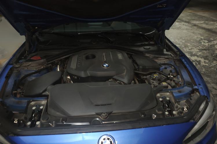 Used BMW 1 Series 2018 120i M Sport Package Engine Bay