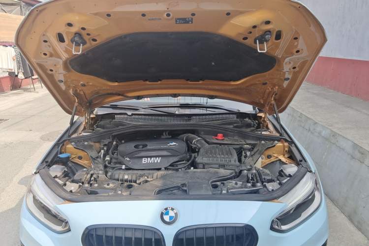 Used BMW 1 Series 2018 125i Sport Edition Engine Bay