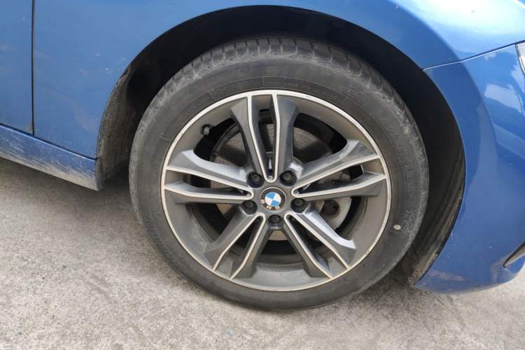 Used BMW 1 Series 2018 Facelifted 118i Sport Edition Exterior 1