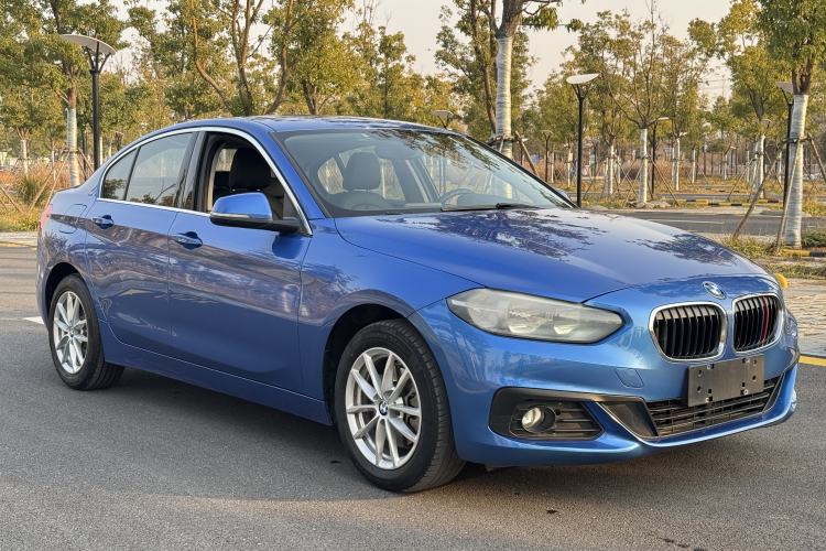 Used BMW 1 Series 2018 118i Fashion Model Exterior 2