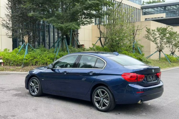 Used BMW 1 Series 2018 118i Sport Edition Exterior 2