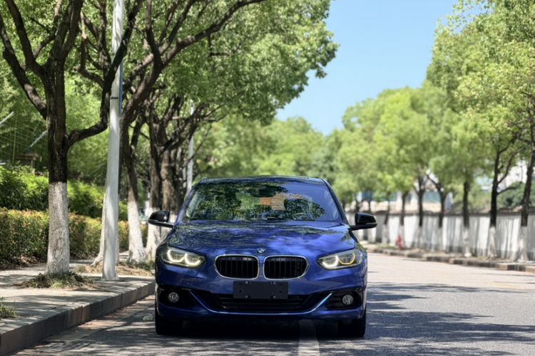Used BMW 1 Series 2018 118i Sport Edition Exterior 2