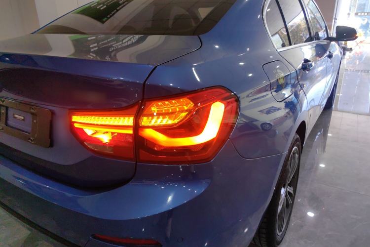 Used BMW 1 Series 2018 Facelifted 118i Sport Edition Exterior 2