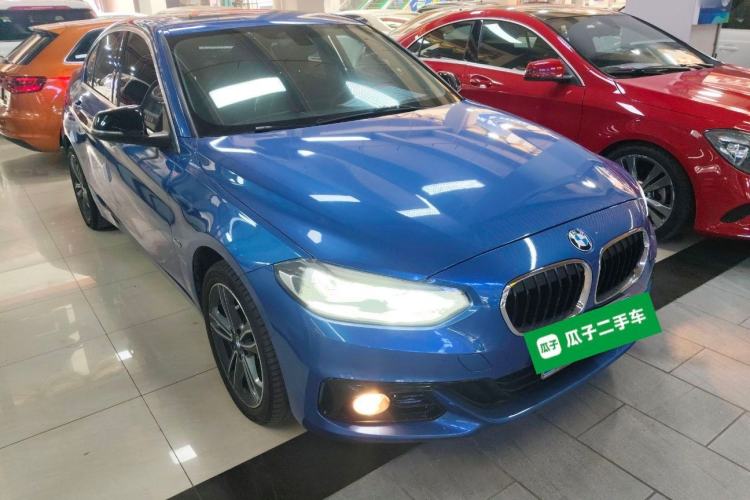 Used BMW 1 Series 2018 118i Sport Edition Exterior 2
