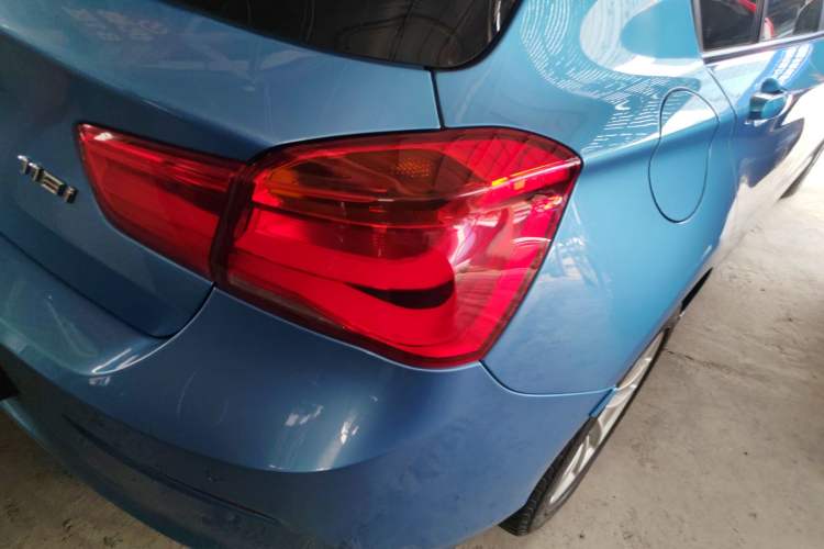 Used BMW 1 Series 2018 118i Leading Model Exterior 3