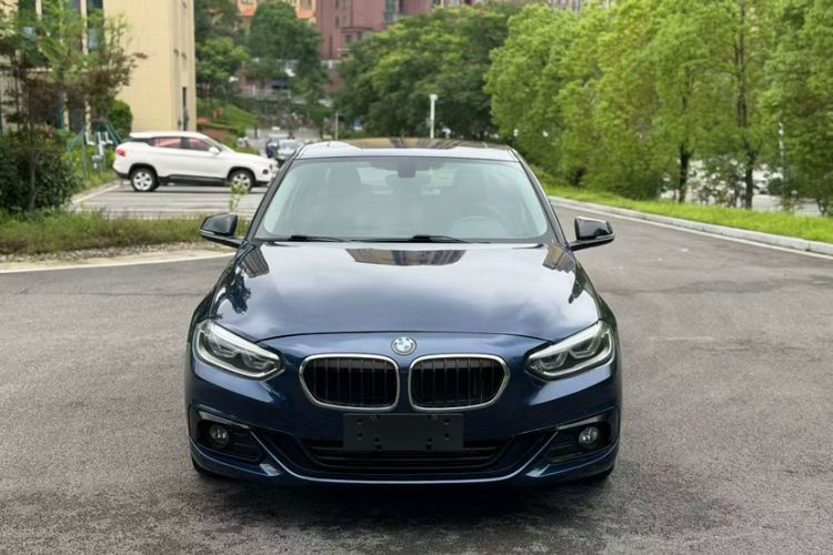 Used BMW 1 Series 2018 118i Sport Edition Exterior 3