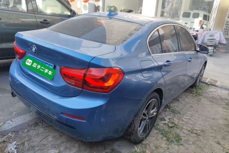 Used BMW 1 Series 2018 118i Sport Edition Exterior 3