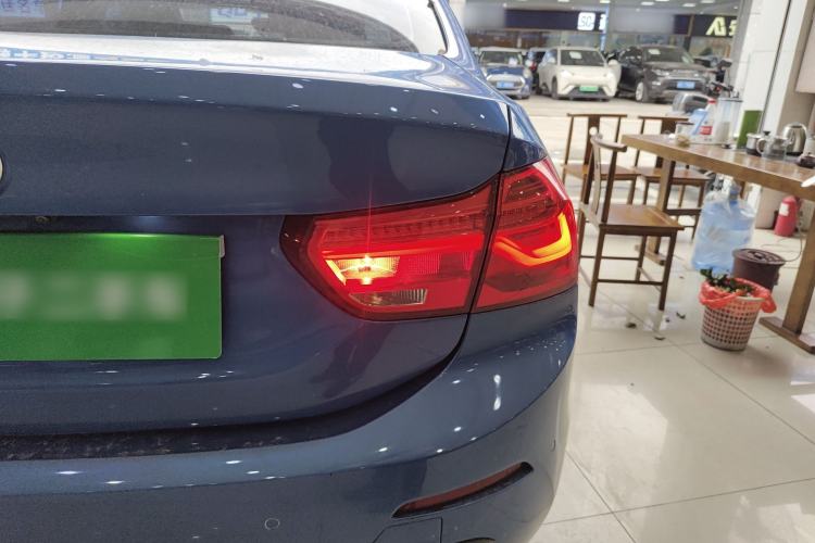 Used BMW 1 Series 2018 Facelifted 118i Sport Edition Exterior 3