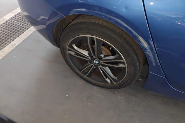 Used BMW 1 Series 2018 118i Sport Edition Exterior 5