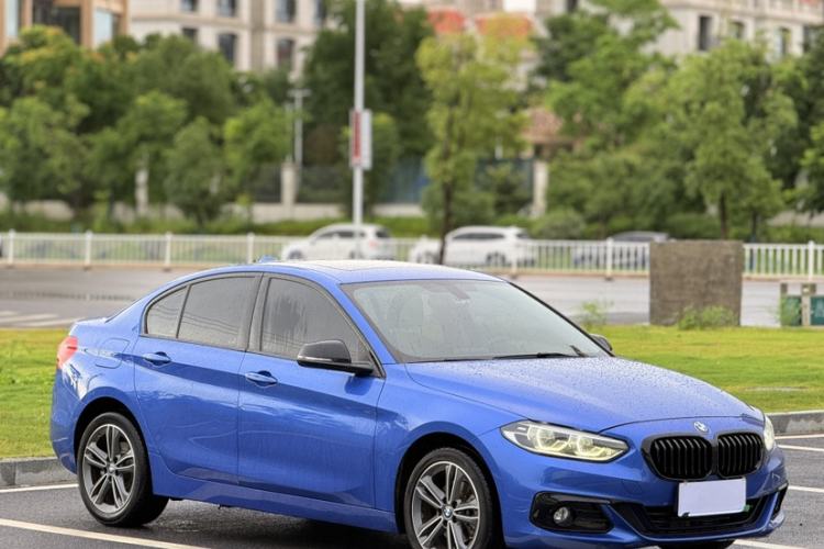 Used BMW 1 Series 2018 Facelifted 118i Sport Edition Exterior 5