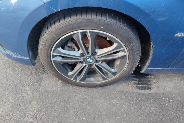 Used BMW 1 Series 2018 118i Sport Edition Exterior 5