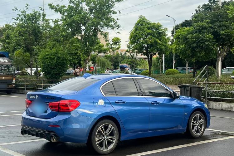 Used BMW 1 Series 2018 118i Sport Edition Exterior 5