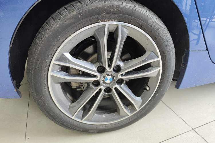 Used BMW 1 Series 2018 Facelifted 118i Sport Edition Exterior 5