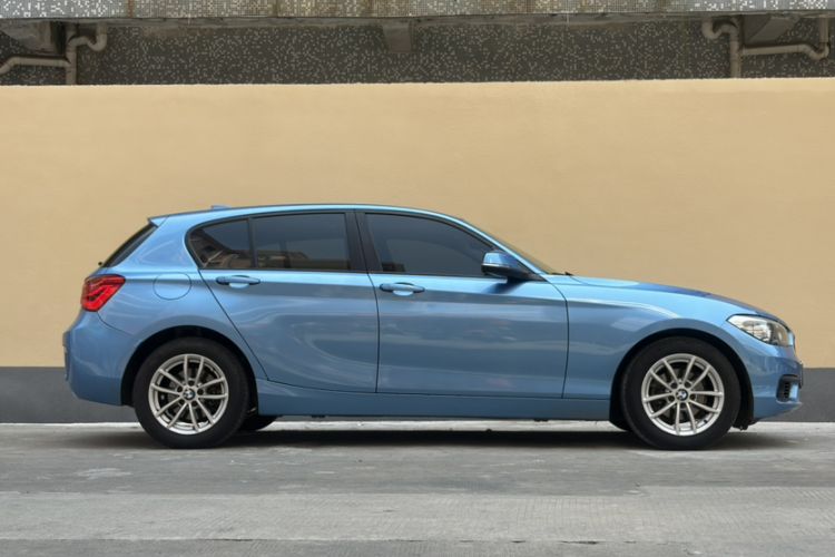 Used BMW 1 Series 2018 118i Leading Model Exterior 5