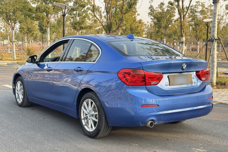 Used BMW 1 Series 2018 118i Fashion Model Exterior 6