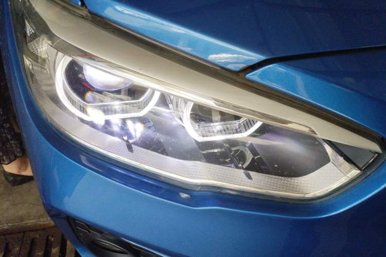 Used BMW 1 Series 2018 120i M Sport Package Exterior 6