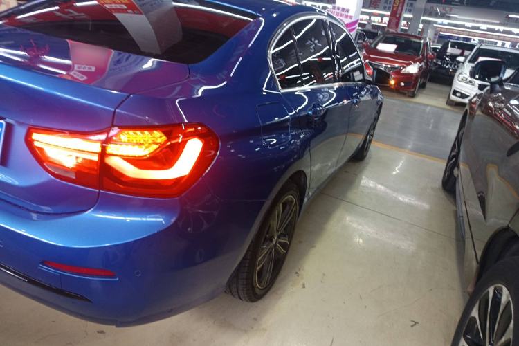 Used BMW 1 Series 2018 Facelifted 118i Sport Edition Exterior 6